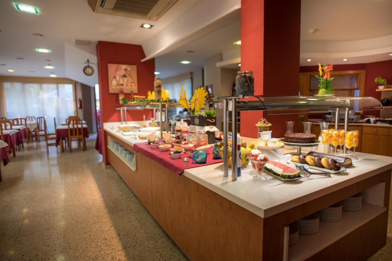 Hotel Acacias & Lloret de Mar