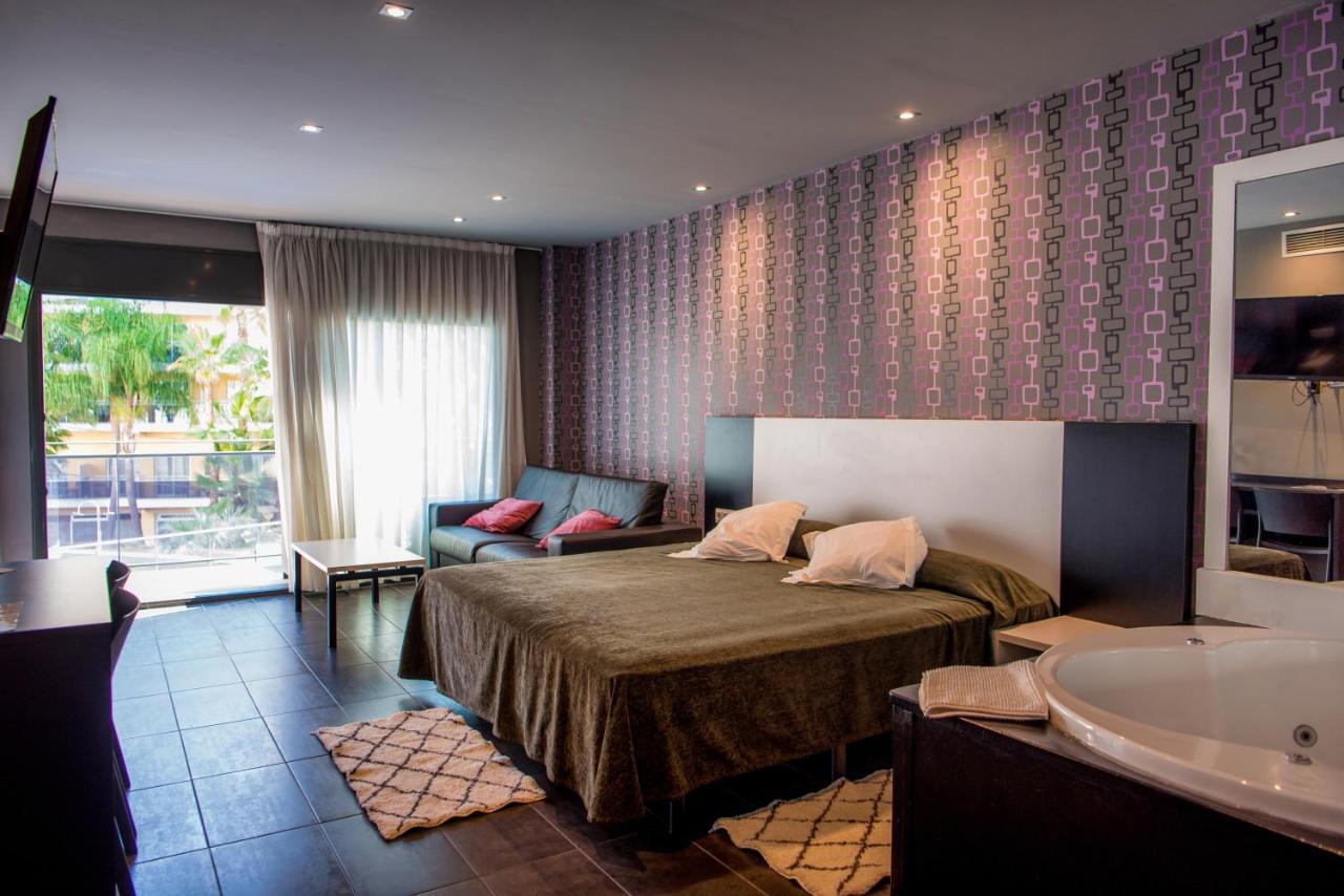 Hotel Acacias & Lloret de Mar