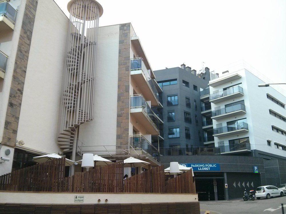 Hotel Acacias &